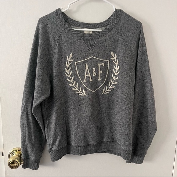 Abercrombie Crewneck Sweater Medium - Picture 1 of 9